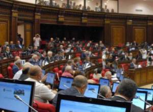 Вопрос избрания премьер-министра на завтрашнем заседании НС