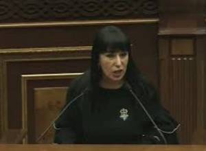 Նաիրա Զոհրաբյանը խոսեց ցմահների մասին