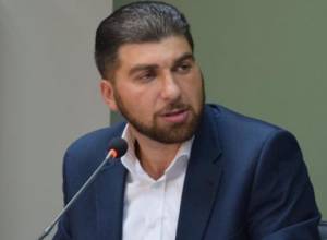 Դավիթ Սանասարյանը որոշում է կայացրել անդամակցել «Քաղաքացիական պայմանագրին»