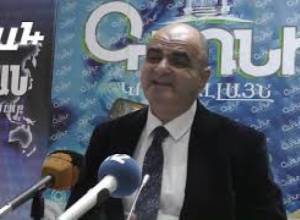 Մանվել Գրիգորյանը պատանդի կարգավիճակում է, նրան խոշտանգում են. փաստաբան