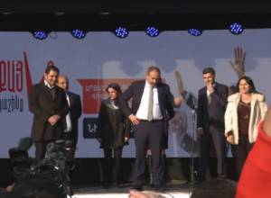 Փաշինյանը սովածներին ոչ թե ձուկ է տալու, այլ՝ ձուկ որսալ է սովորեցնելու