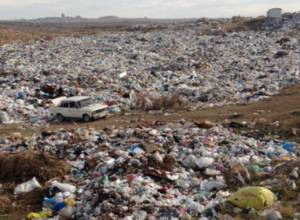 Area near village of Sasunik turns into landfill