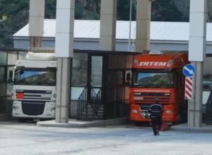 Stepantsminda-Lars highway open