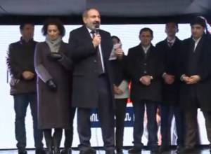 Надеюсь, что в сердце народа один бюллетень: Пашинян