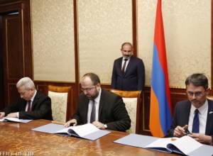 В присутствии Никола Пашиняна подписано грантовое соглашение
