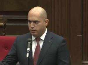 Пашинян проигрывает агитационную кампанию: Армен Ашотян