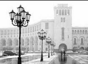 Сюрприз для ереванцев и гостей: в этом году в городе будет новая искусственная елка