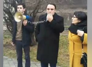 Ամոթ է, որ 30 տարի անց տնակներում մարդիկ են ապրում. Ա. Բաղդասարյան