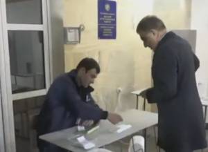 Ara Babloyan votes for security of Armenia and Artsakh