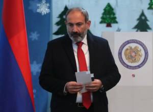 Прямой эфир: Голосует Никол Пашинян