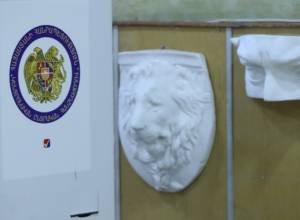 Small incident at polling station