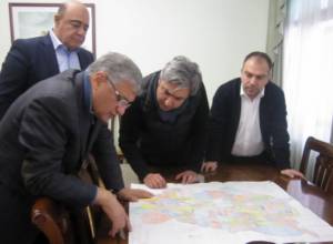 Ավետիք Էլոյանը Գյումրու քաղաքապետի հետ քննարկել են աղետի գոտու բնակարանային խնդրիրը