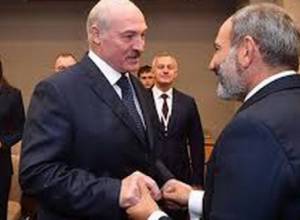 Ինչո՞ւ ես լռում, վախենո՞ւմ ես քննադատել Պուտինին. Լուկաշենկոն՝ Փաշինյանին