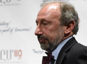 Public Radio executive director resigns