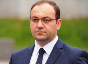 Арсен Бабаян написал заявление об увольнении