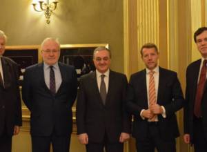 Сегодня встретятся министры иностранных дел РА и Азербайджана