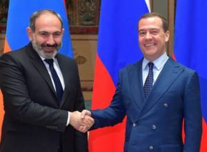 Փաշինյանն ու Մեդվեդևը հանդիպել են «հայկական կողմի խնդրանքով»