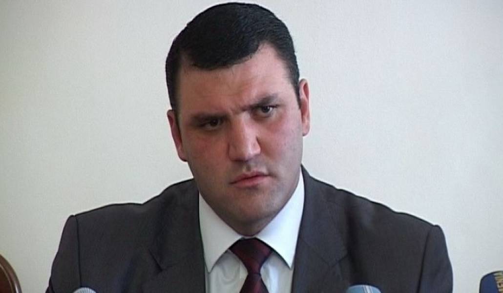 fc07019d38cae3c6aef2839ff533b866