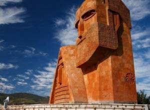 Որտե՞ղ է Թավշյա հեղափոխությունը Արցախի հարցում. արտախորհրդարանական ուժեր
