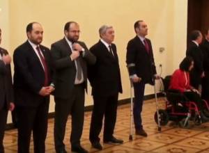 Կառավարության անդամները երդվում են ժողովրդի առաջ