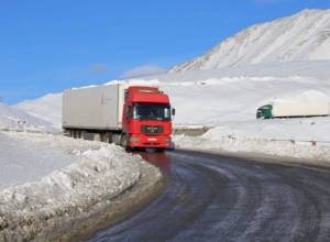 Stepantsminda-Lars highway open