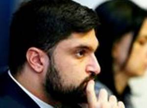 Կտրականապես դեմ եմ Հայաստանի Հանրապետության օրհներգը փոխելու գաղափարին. Վ. Սիսեռյան
