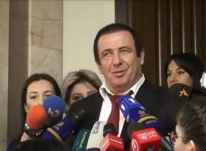 aravot.am. Տնտեսական հեղափոխության ծրագիր չէ. Գագիկ Ծառուկյան
