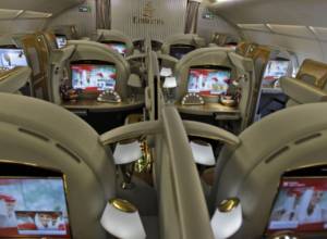 Airbus прекращает производство гигантского самолета A380