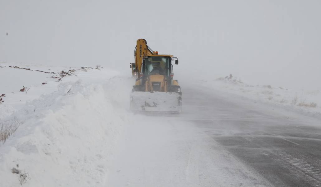 snow-road