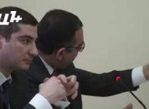 Հո կրակը չենք ընկնել.Միքայել Մելքումյան