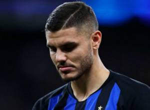 Нападающий «Интера» Мауро Икарди отказался тренироваться с командой