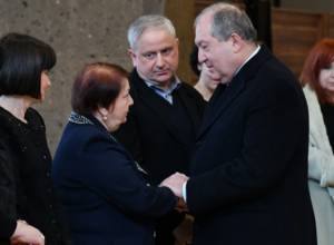 А. Саргсян присутствовал на церемонии прощания с Суреном Арутюняном