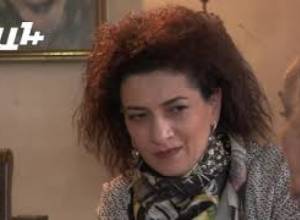 Աննա Հակոբյանը «Հաց բերող»-ի մորը հանձնել է «Տիգրան Հայրապետյան»-ի անվան մրցանակը