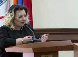 Ինչու Անի Խաչատրյանը առաջարկեց  Իրինա Ռոդնինայի անվան գեղասահքի դպրոցը վերանվանել