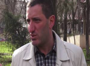 Մարդ կա՝ իր մաքրությանը չի հետեւում, ուր մնաց շրջապատի.  պատգամավոր