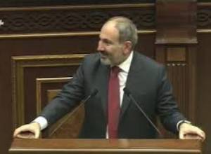 Եթե ձեր խմբակցության անդամները կարող են իրենց տեքստերը կարդալ, ուրեմն ես հանձնվում եմ. Փաշինյան