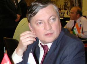 Карпов замыкает таблицу