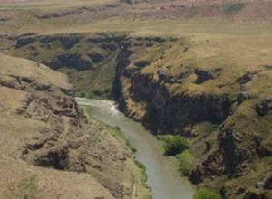 Выстрелы на позициях