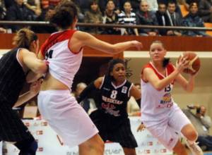 “Атис” победил “Бешикташ”