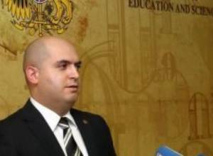 Число частных вузов сократится