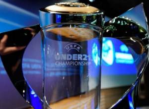 Тренера нет, но соперники есть