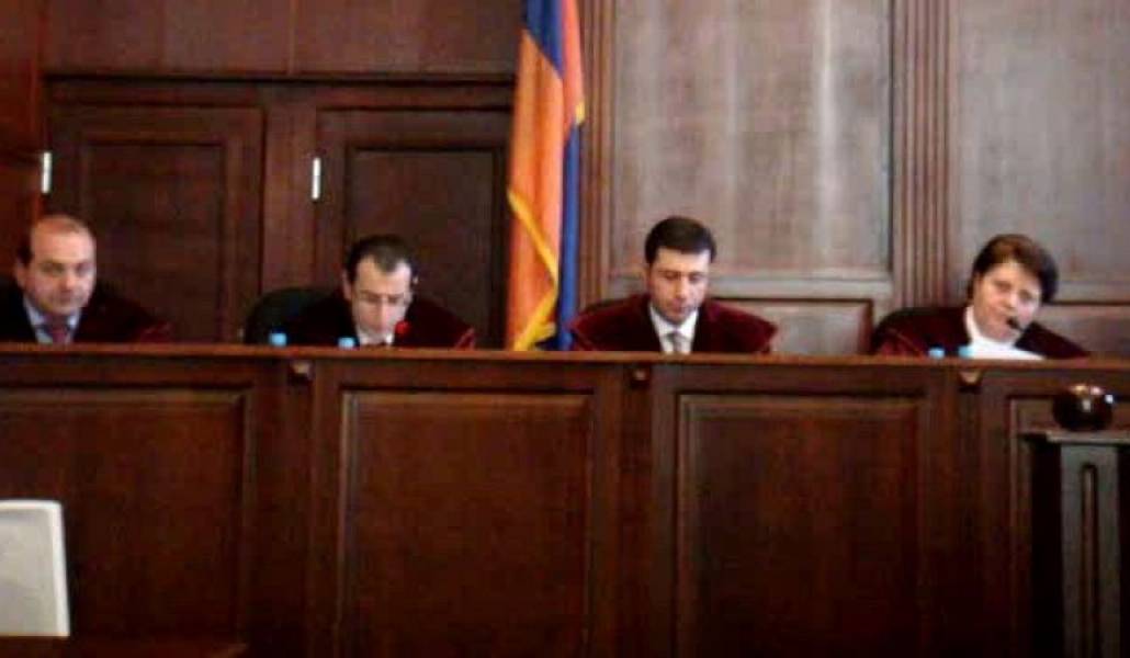 d1e08f7f8c7d93efead311037e0db5e0