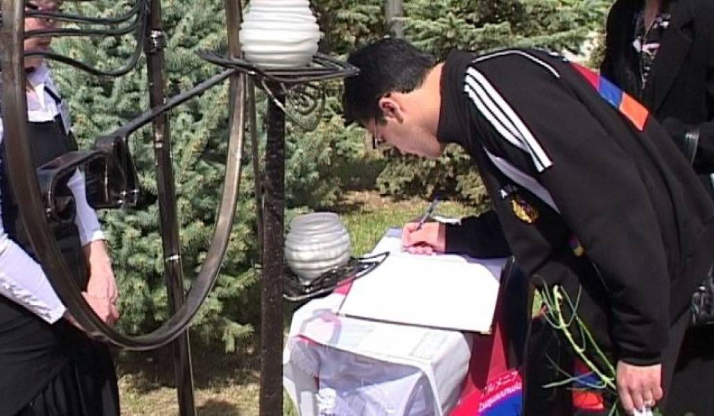 d7b298a46b776a4d47bc7d78382d9a2d