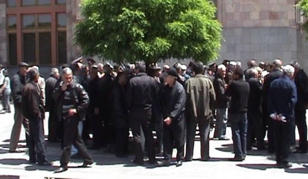 d1c897def608d73f4e13aa827ef56ecb