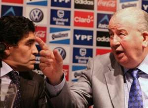 Марадона обратится в суд