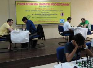 Тигран Л. Петросян – в группе лидеров