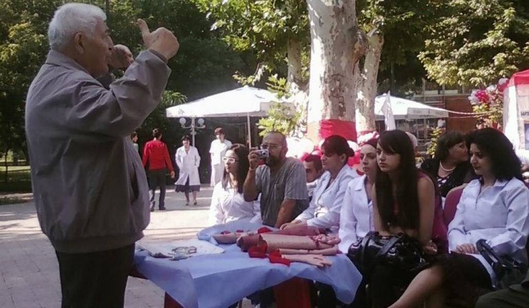 9205cb0e2892cac82e69f5303f2e2756