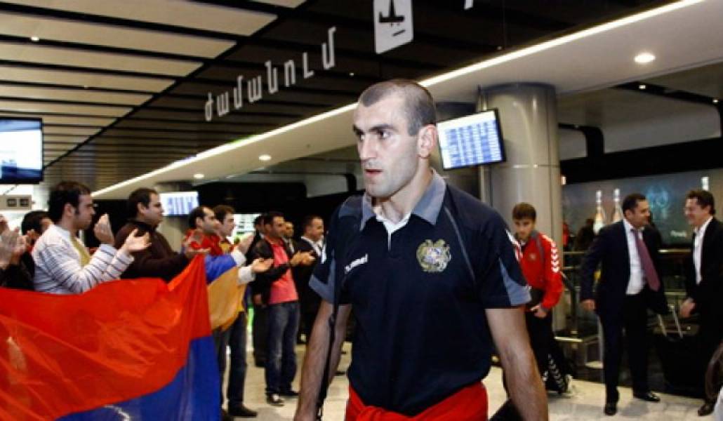 f23e9d4f331f046767eeda2ce642eea7