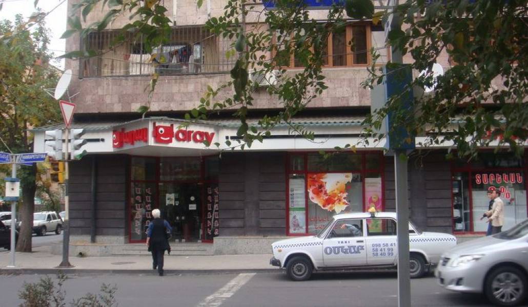 d64d220a794b91e3a2d4e56f0599201e