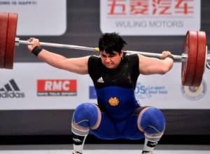 Из Парижа - без медалей